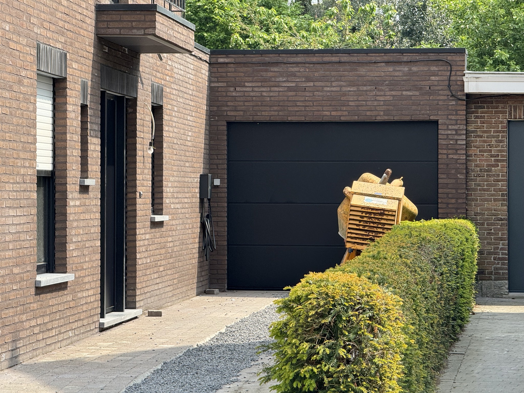 Sectionale poorten – Schrijnwerkerij Speecke