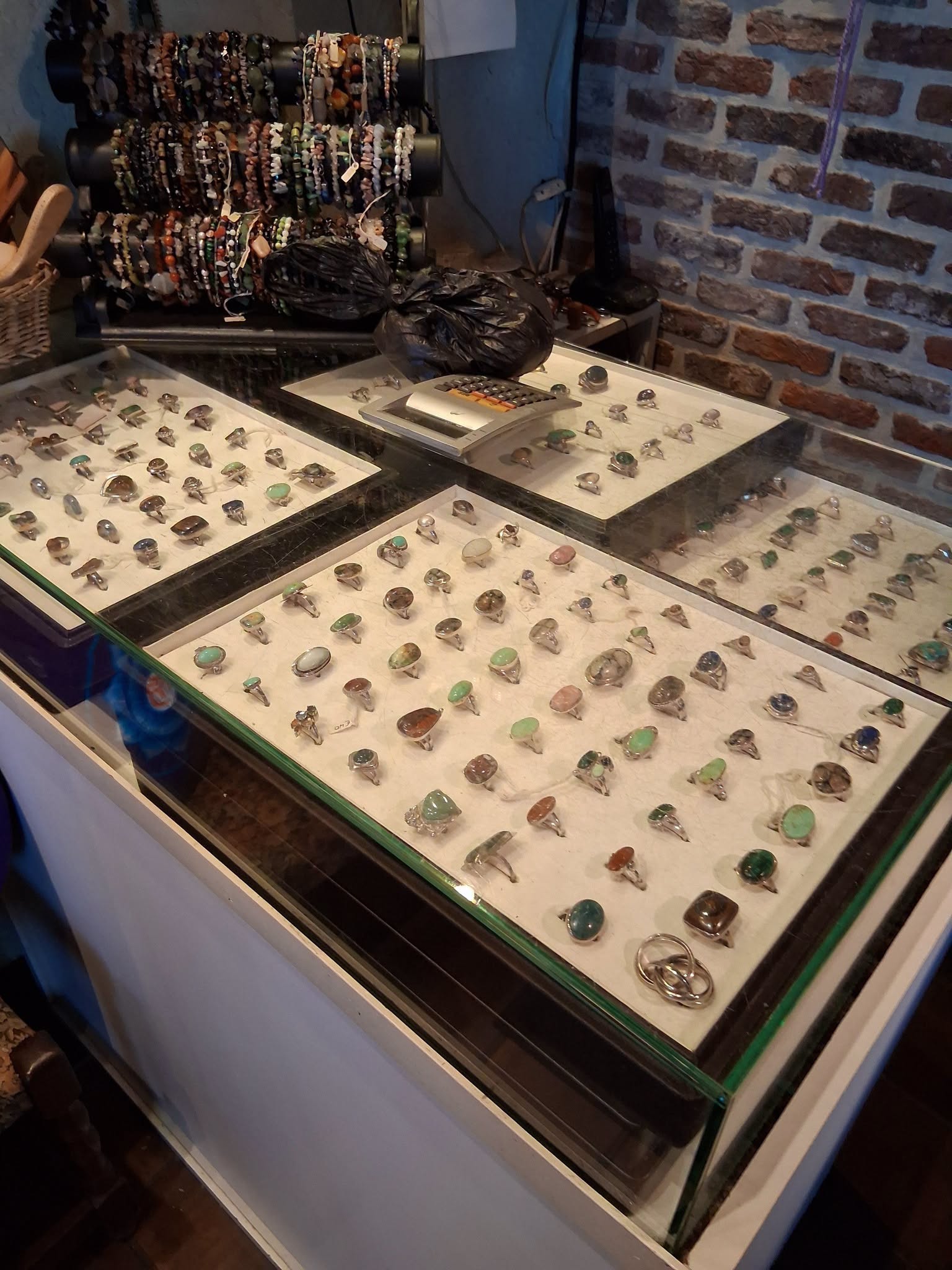 Moderne handgemaakte juwelen uit Chili