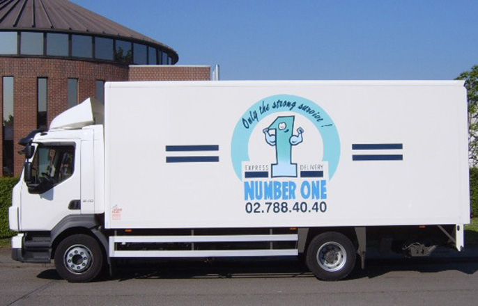 Camion 14 PAL pour transport express